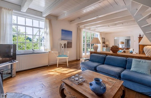 Aagtekerke House | Attractive 8-person holiday farm near Domburg and close to the sea