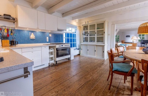 Aagtekerke House | Attractive 8-person holiday farm near Domburg and close to the sea