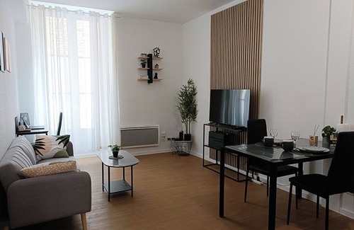 Les 3 Cites Apartment | Attractive T2 apartment in Poitiers city center