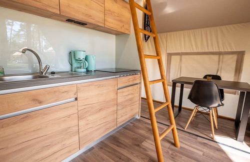 Zutendaal RV Rental | Attractive Tent Lodge Maastricht at 16 km