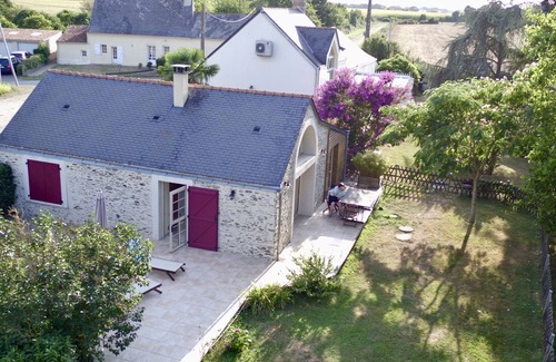 Ligne Cottage | Au Bas Chalonge Gite in Ligné
