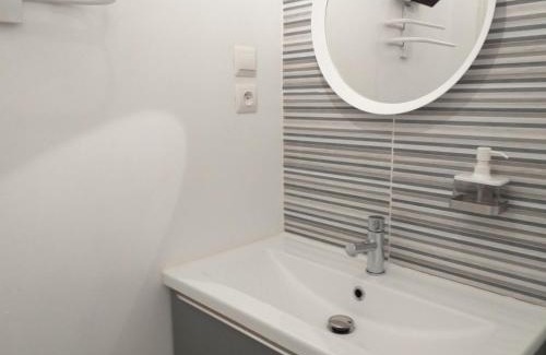 Plerin Apartment | Au calme sur le port de plaisance et le GR34