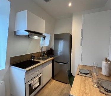 Douai Apartment | Au fil de l'eau, Gare, Wifi, TV, Parking