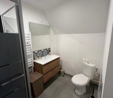 Douai Apartment | Au fil de l'eau, Gare, Wifi, TV, Parking