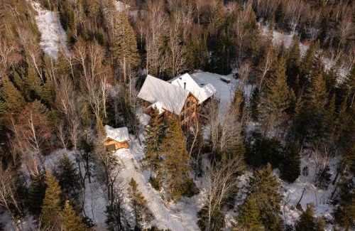 Petite-Riviere-Saint-Francois Ski Chalet | Au Grand Merisier : Chalet alpin