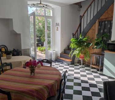 Angouleme Bed & Breakfast | Au Logis de Véchillot