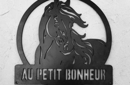 Hautefage-la-Tour Bed & Breakfast | Au petit bonheur