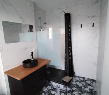 Le May-sur-Evre Bed & Breakfast | Au plaisir de l'ivoie chambre double