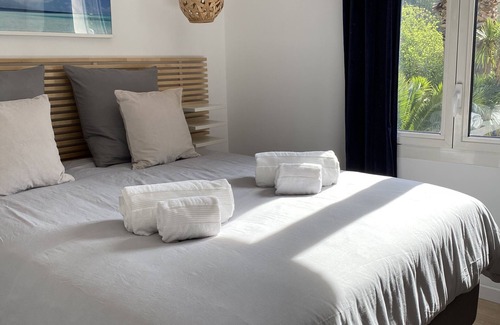 Bandol Hotel | Auberge des Pins