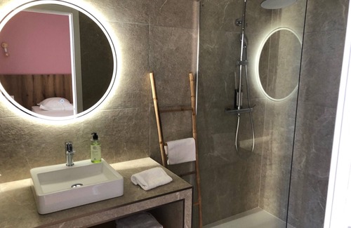 Lucciana Hotel | Auberge Les Oliviers