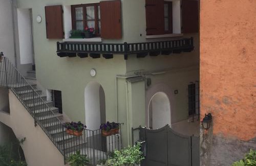 Aosta Apartment | Aubert 64