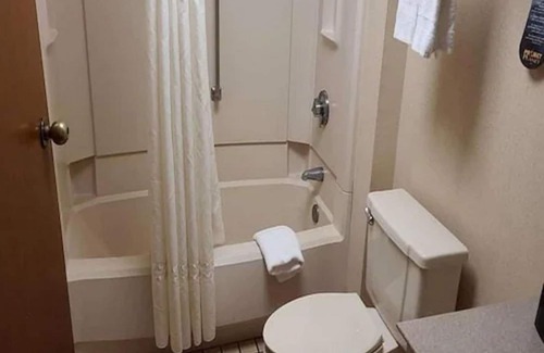 Cape Girardeau Hotel | Auburn Place Hotel And Suites