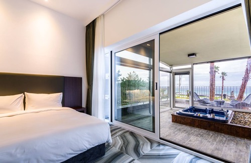 Hallim Hotel | Augila Hotel Jeju Oceano Suites
