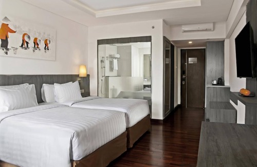 Batu Bolong Hotel | AUM Canggu Beach Resort with Rooftop Swimming Pool, Stunning Location