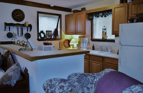 Oberlin Cottage | Aunt Connie's Cottage