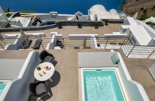 Fira House | Aura Suites