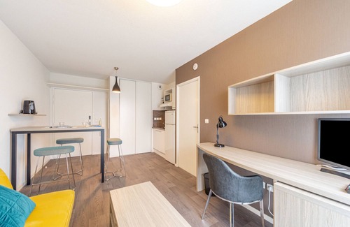 Toulouse South-East Apartment | Auriol - Appt contemporain