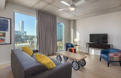 Civic District Resort | Austin, at your service!