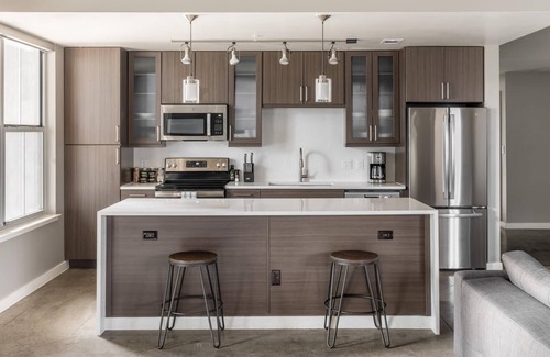 Second Street District Apartment | Austin Awesome 2BD 2BA Downtown Apartment