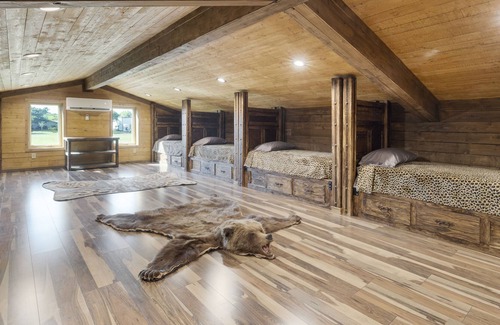 Dale House | Austin Hunters Paradise