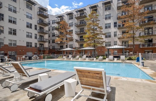 Second Street District Apartment | Austin Urban 1BD 1BA Downtown Apartment