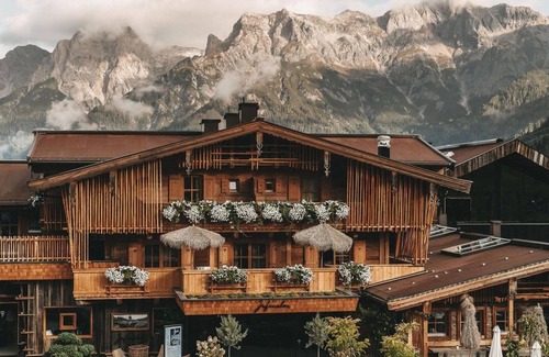Maria Alm am Steinernen Meer House | Auszeit ÜF - Jufenalm Boho Hotel & Restaurant