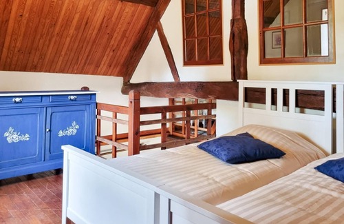 Antully House | Authentic Gîte in the Bourgogne Omaël