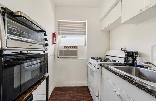 East Little Havana Apartment | Authentic Little Havana 1BR Apartment with Parking Near Miami's Top Attractions
