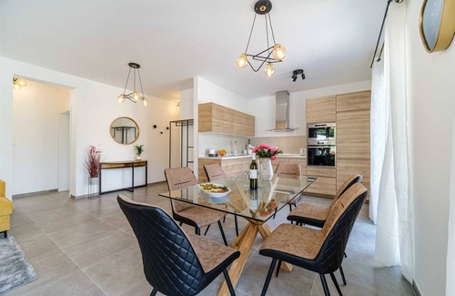 Splitska Villa | Authentic Luxurious Villa Janie