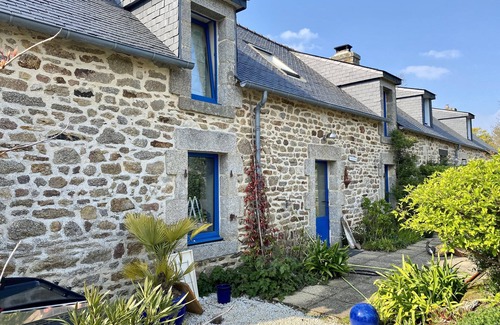 Tregunc Cottage | Authentic stone Penty 1.5 kms from the beach
