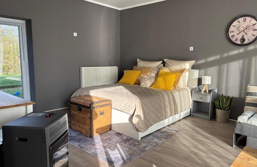 Lank-Latum Apartment | Authentic Travellers Suite in ehemaliger Gärtnerei