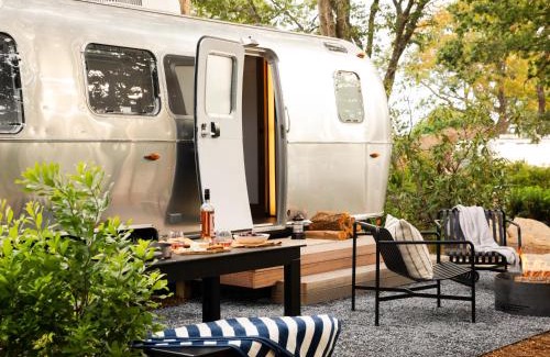 Falmouth Hotel | AutoCamp Cape Cod