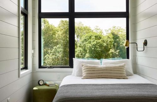 Falmouth Hotel | AutoCamp Cape Cod