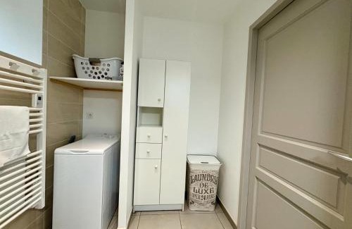 Chignin House | Aux Volets Bleus - Wifi Rdc Parking