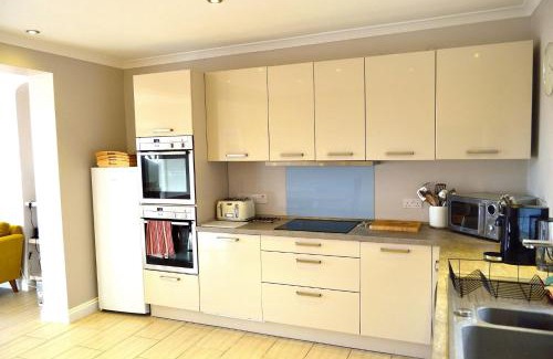 Perranporth House | Avala