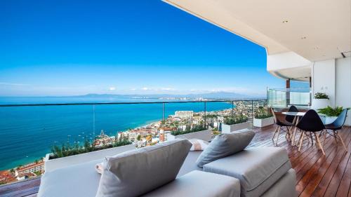 Amapas House | Avalon - 901 Luxurious & Best View 3 BR Amapas