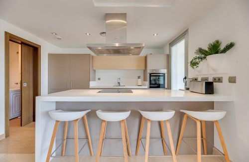Benahavis Apartment | Avalon