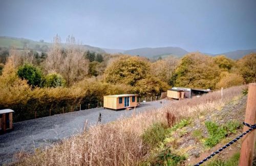 Llandovery House | Avandale Hut