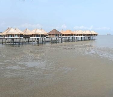 Kampung Bagan Lalang Hotel | Avani Golden Tree Luxury Resort