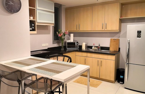 Bonifacio Global City Apartment | Avant Apartments At The Fort