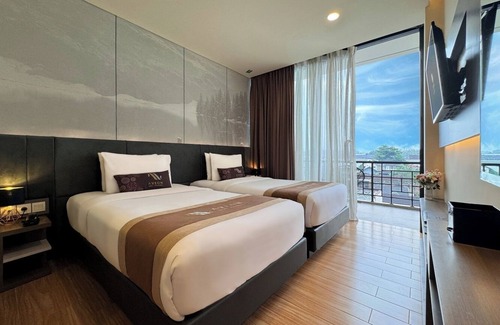 Depok Hotel | Aveon Hotel Yogyakarta by Daphna Management