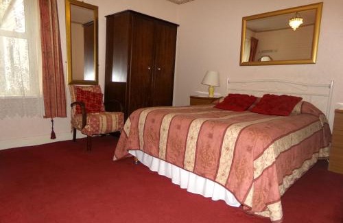 Tollcross House | Averon Guest House