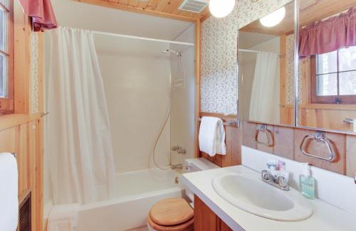 McCall House | Avery West Shore Cabin