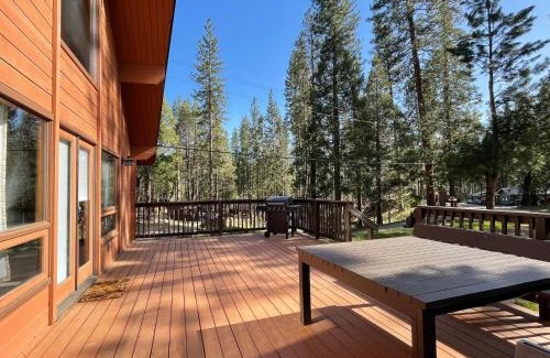 North Wawona Ski Chalet | Avid Hiker Lodge