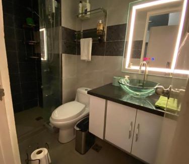 Pio del Pilar Apartment | Avida Tower San Lorenzo