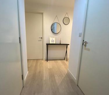Fairfield Apartment | Avisa Stays- London. 2 bedrooms with 2 bathrooms.