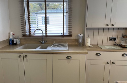 Hamworthy House | Avon Rose Stunning Dog-Friendly Caravan on Rockley Park, Poole Harbour, Dorset