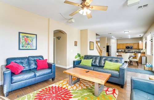 Crystal Gardens House | Avondale Abode: Pool, Lake Views & On-Site Fishing