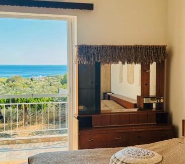 Karystos Apartment | Avra House