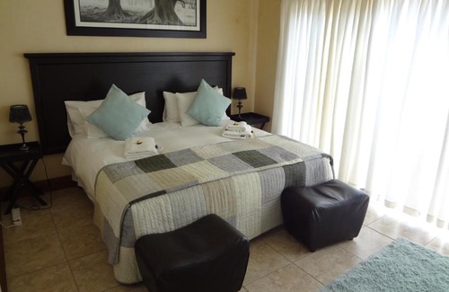 Bloubergstrand Cabin | Awali Lodge